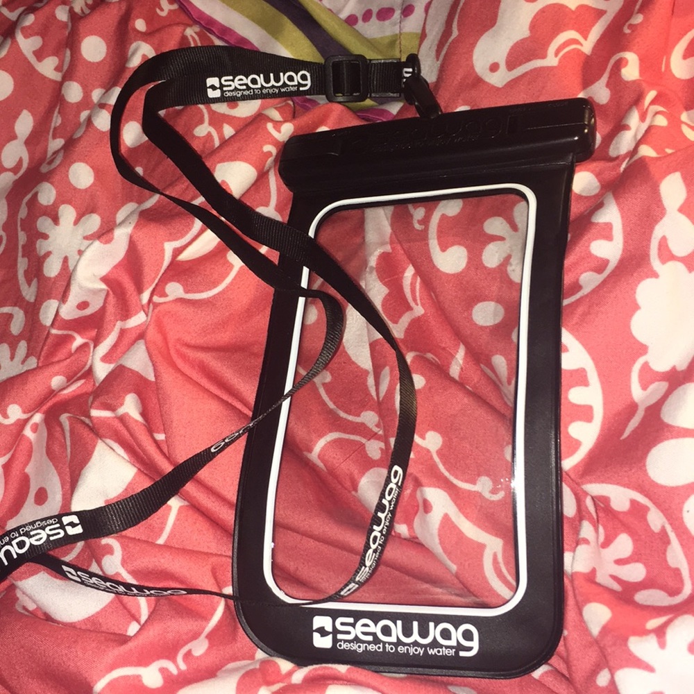 Waterproof case